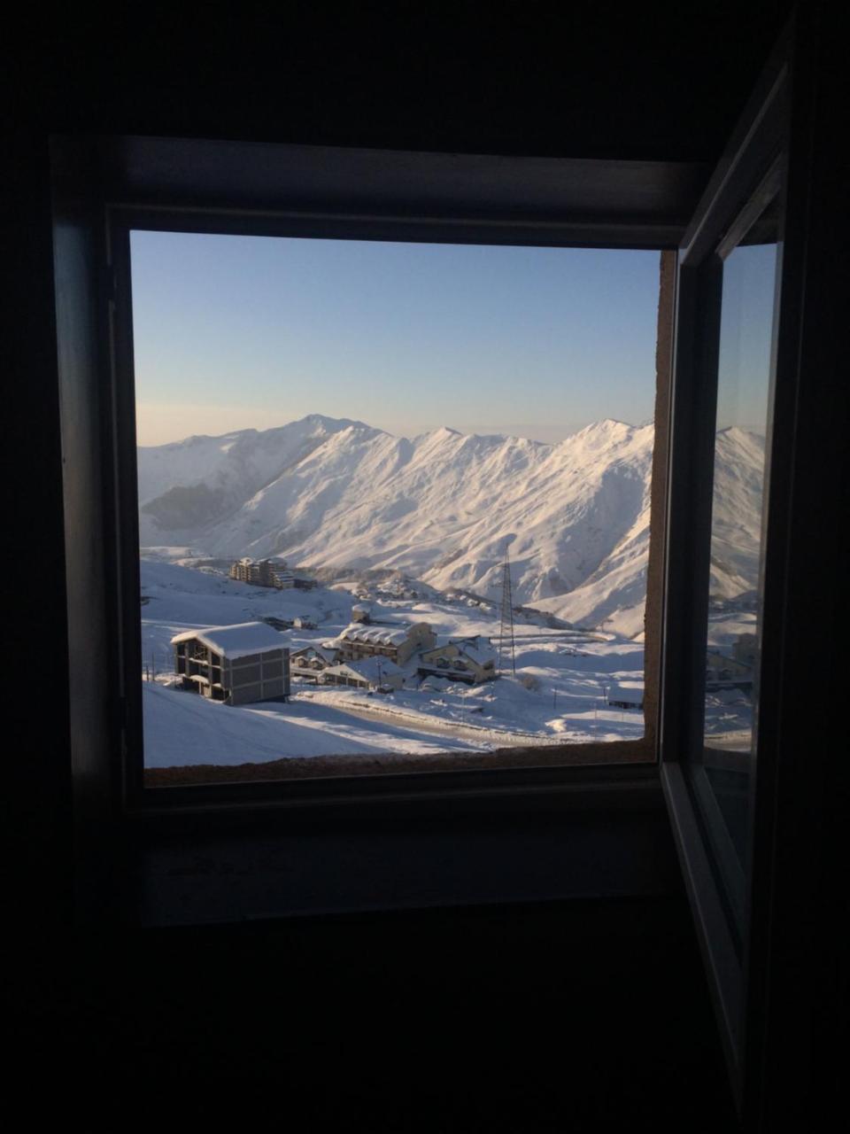 White Shino Hostel Gudauri Εξωτερικό φωτογραφία